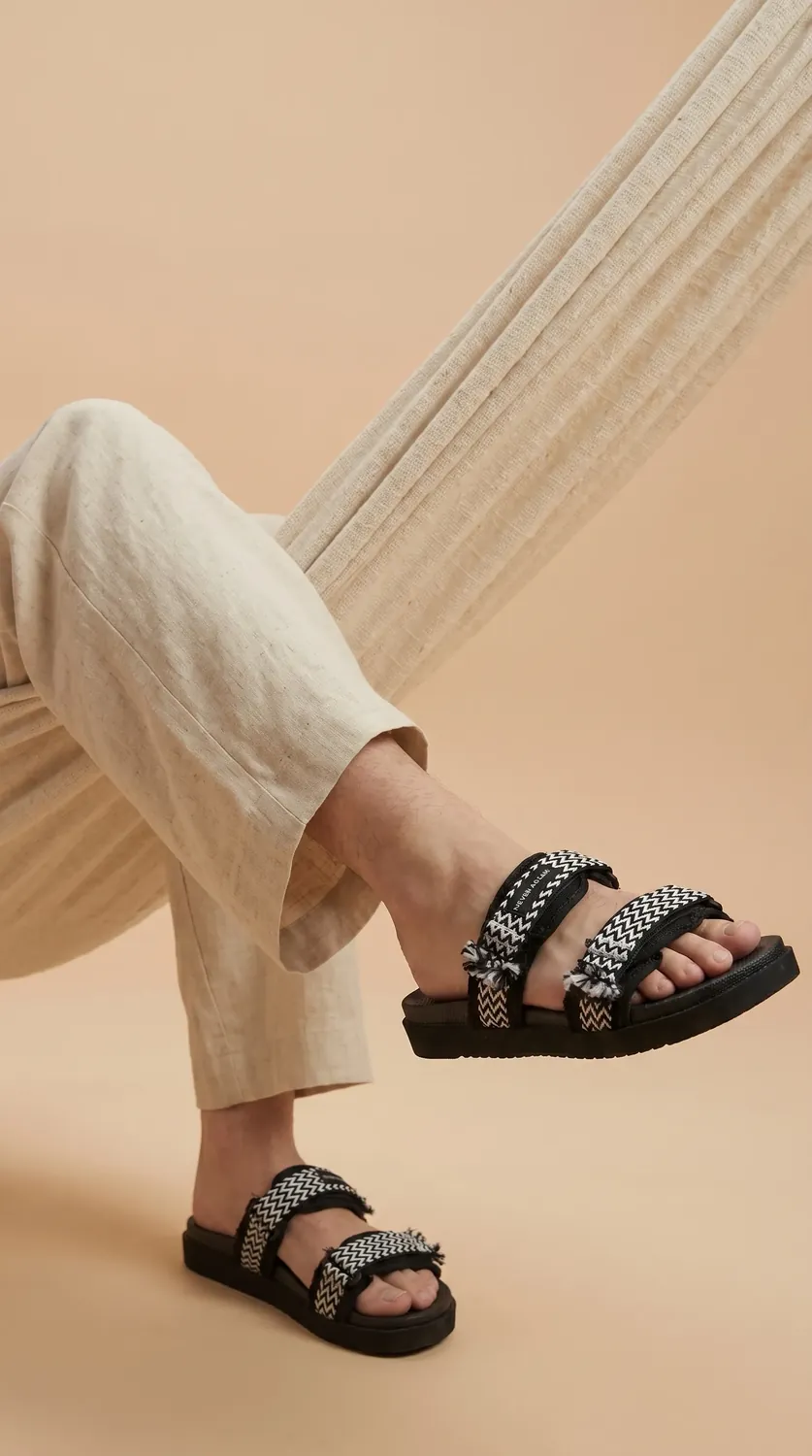 Packshot di scarpe sandali uomo per scarpe | CS Creation